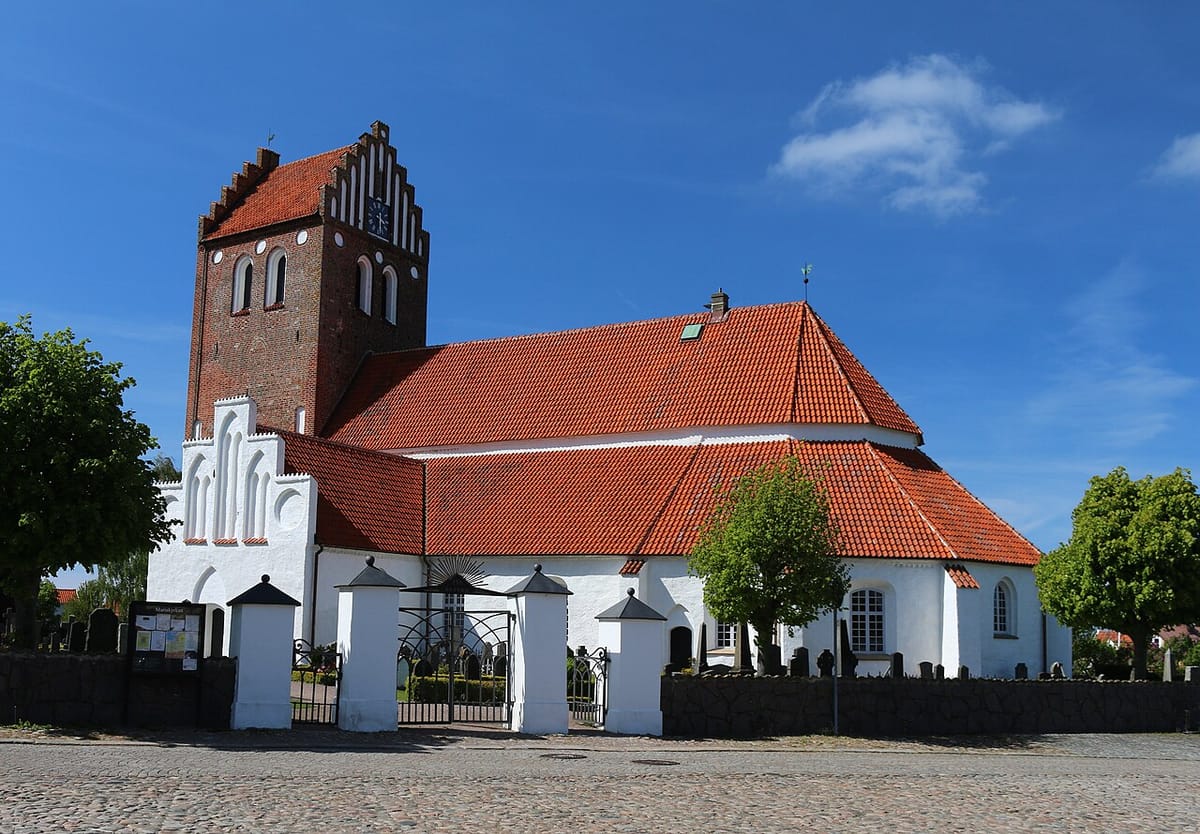 Taktvätt Båstad - Mariakyrkan