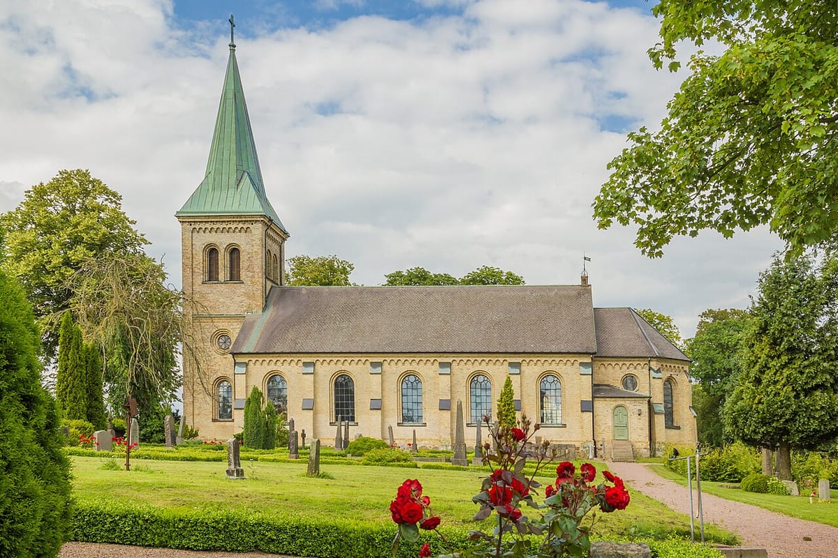Taktvätt Svalöv - Svalövs kyrka